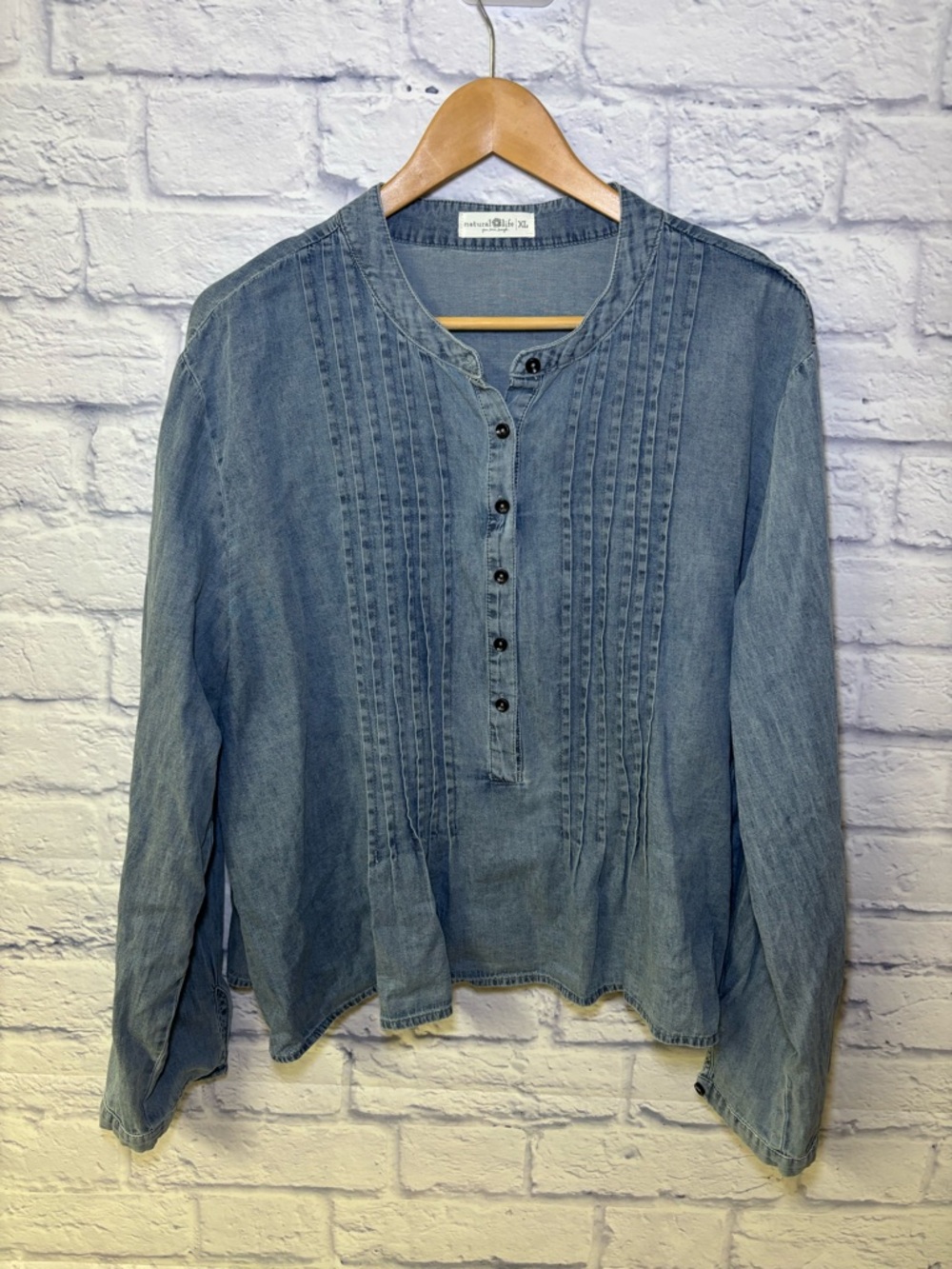 NATURAL LIFE Relaxed Fit Chambray Popover Blouse Top Bobo Size XL - Picture 2 of 10